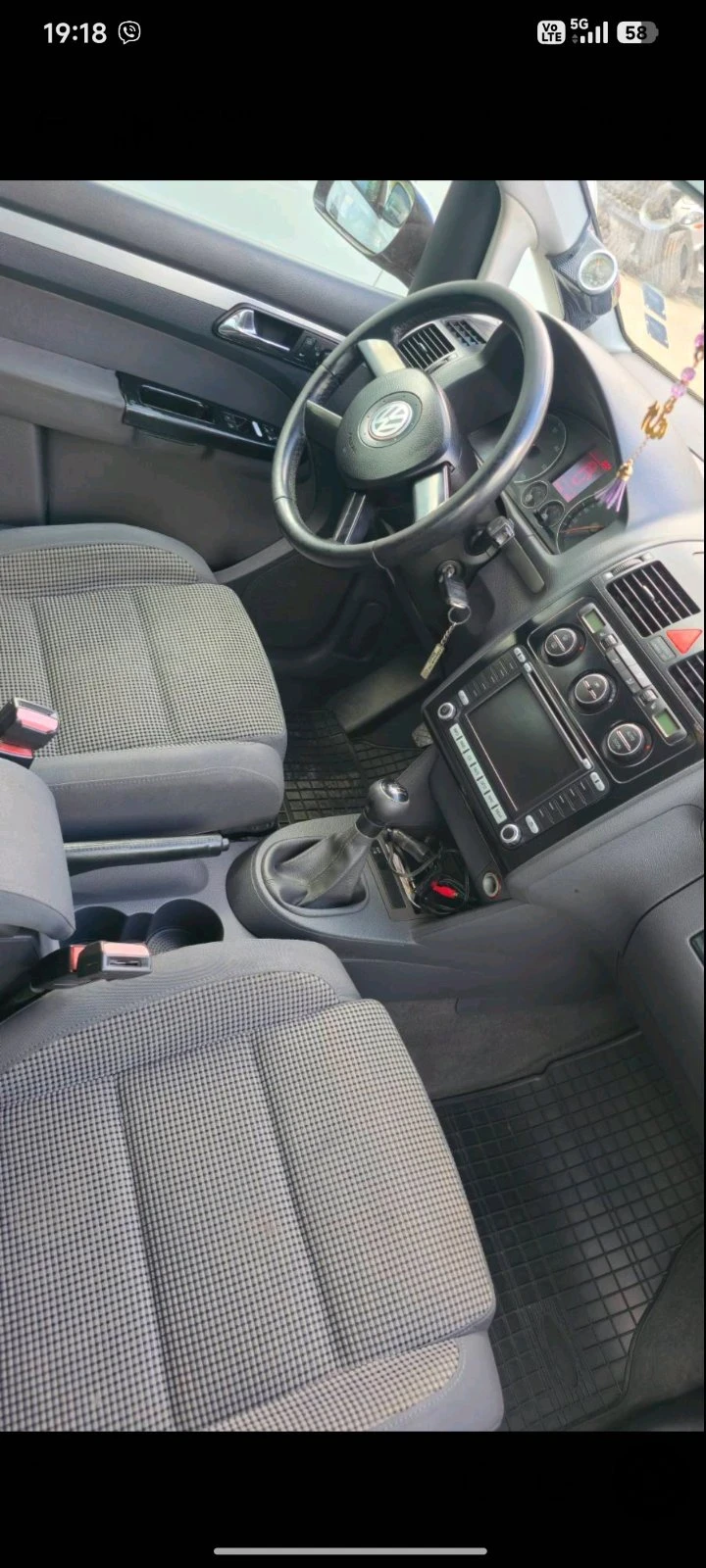 VW Touran, снимка 2 - Автомобили и джипове - 56227563