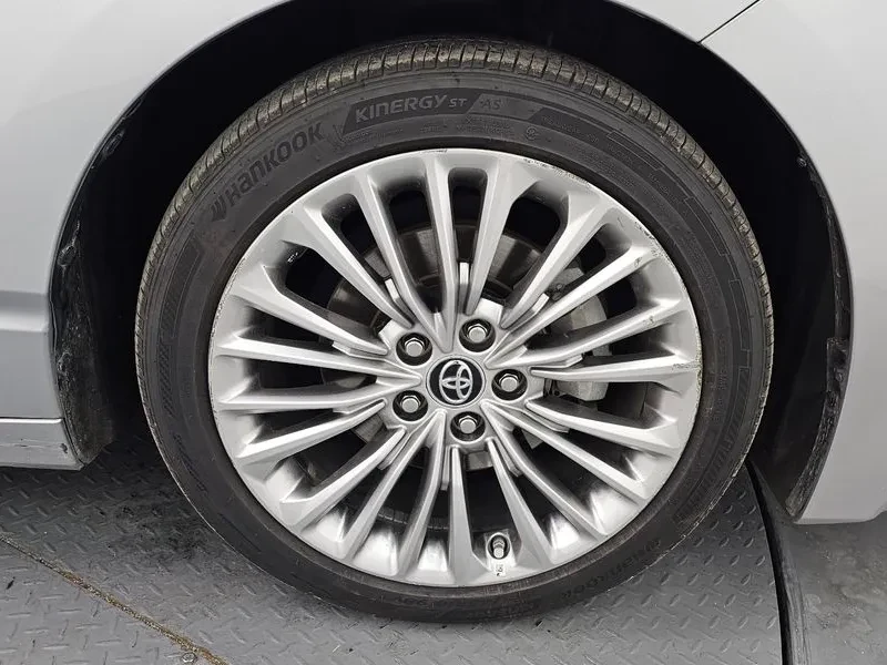 Toyota Avalon 5Th Generation 2.5 Hybrid, снимка 5 - Автомобили и джипове - 56560482