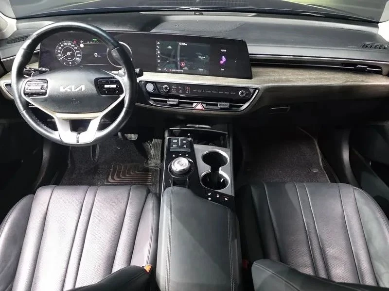 Kia K8, снимка 7 - Автомобили и джипове - 56723977