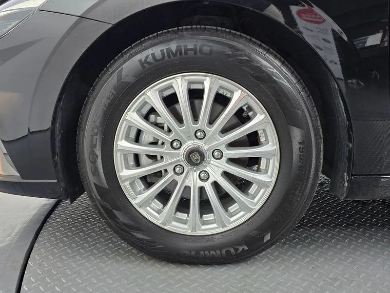 Hyundai Elantra G4FM, снимка 4 - Автомобили и джипове - 56725678