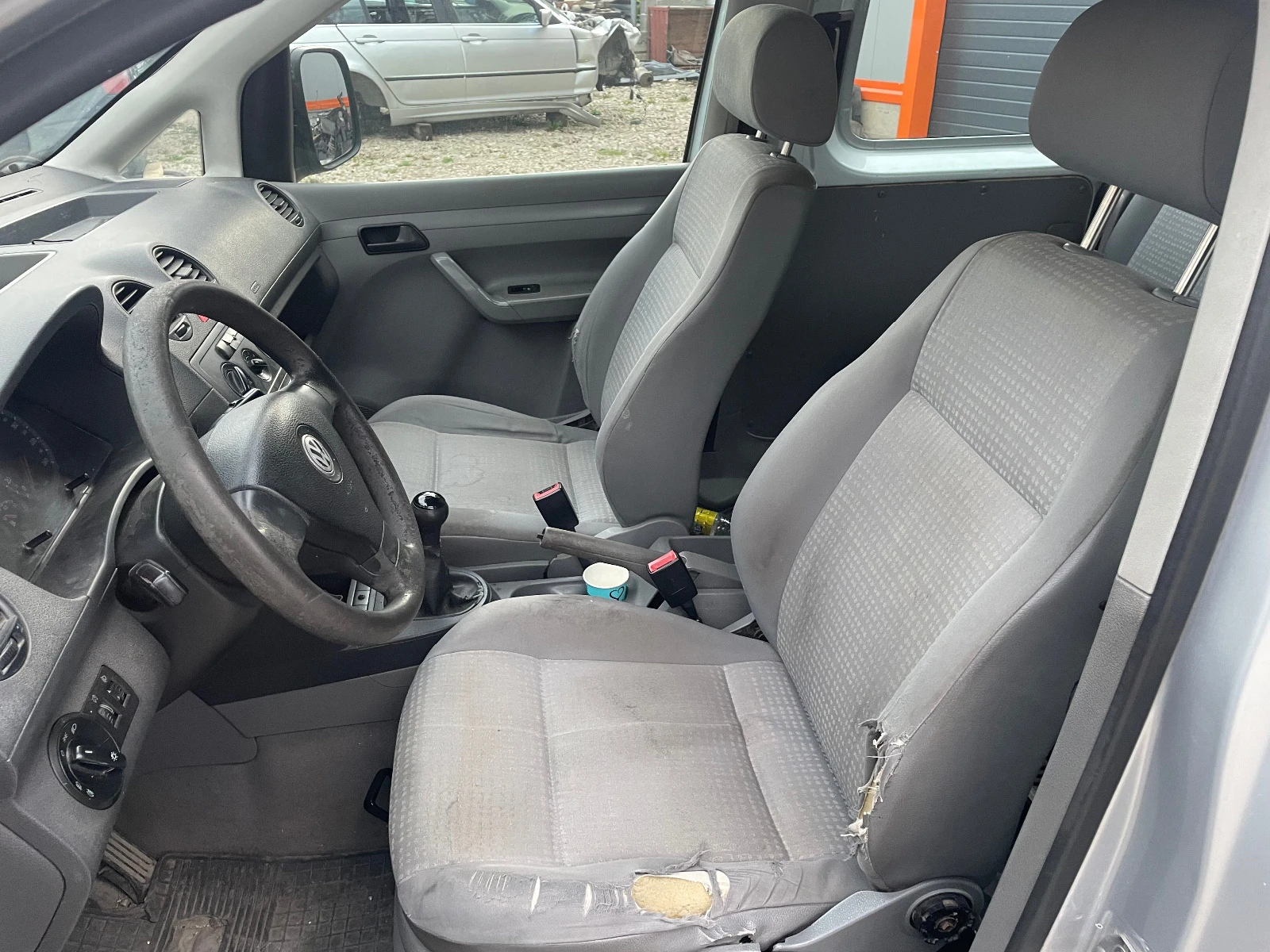 VW Caddy 1.9tdi BLS пътнически | Mobile.bg — изображение 12