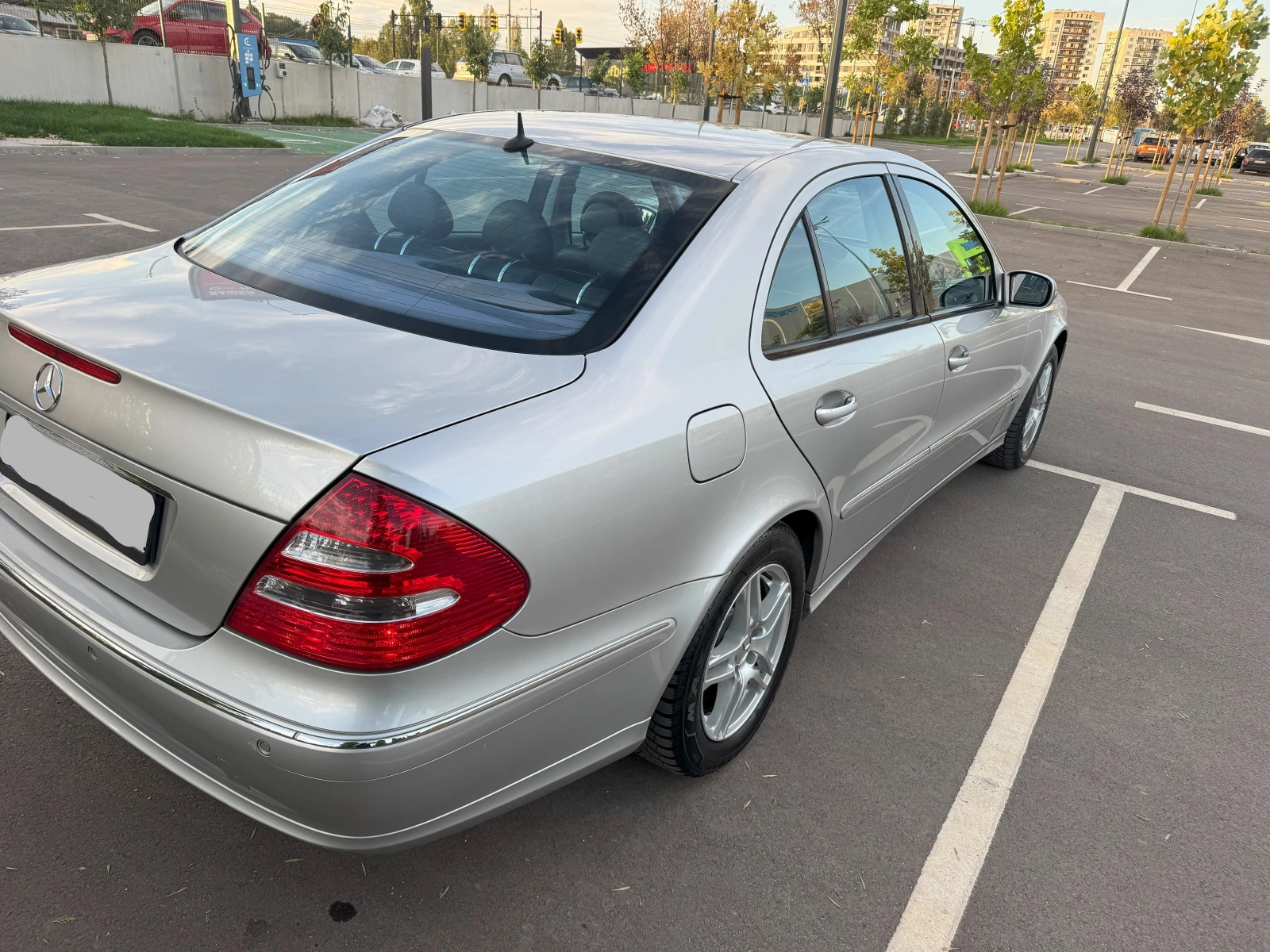 Mercedes-Benz E 320 4-Matic Avantgarde - изображение 7