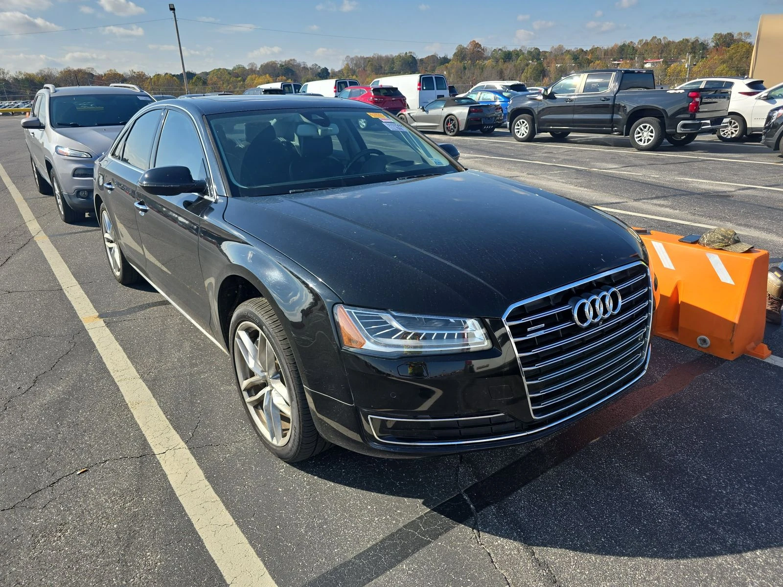 Audi A8 4.0T V8 MATRIX* Обдух* BOSE* HUD* Пано* 360*  - изображение 3