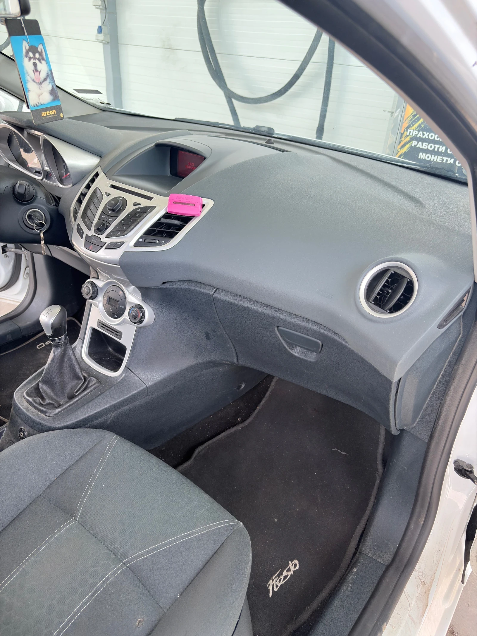 Ford Fiesta  - изображение 9