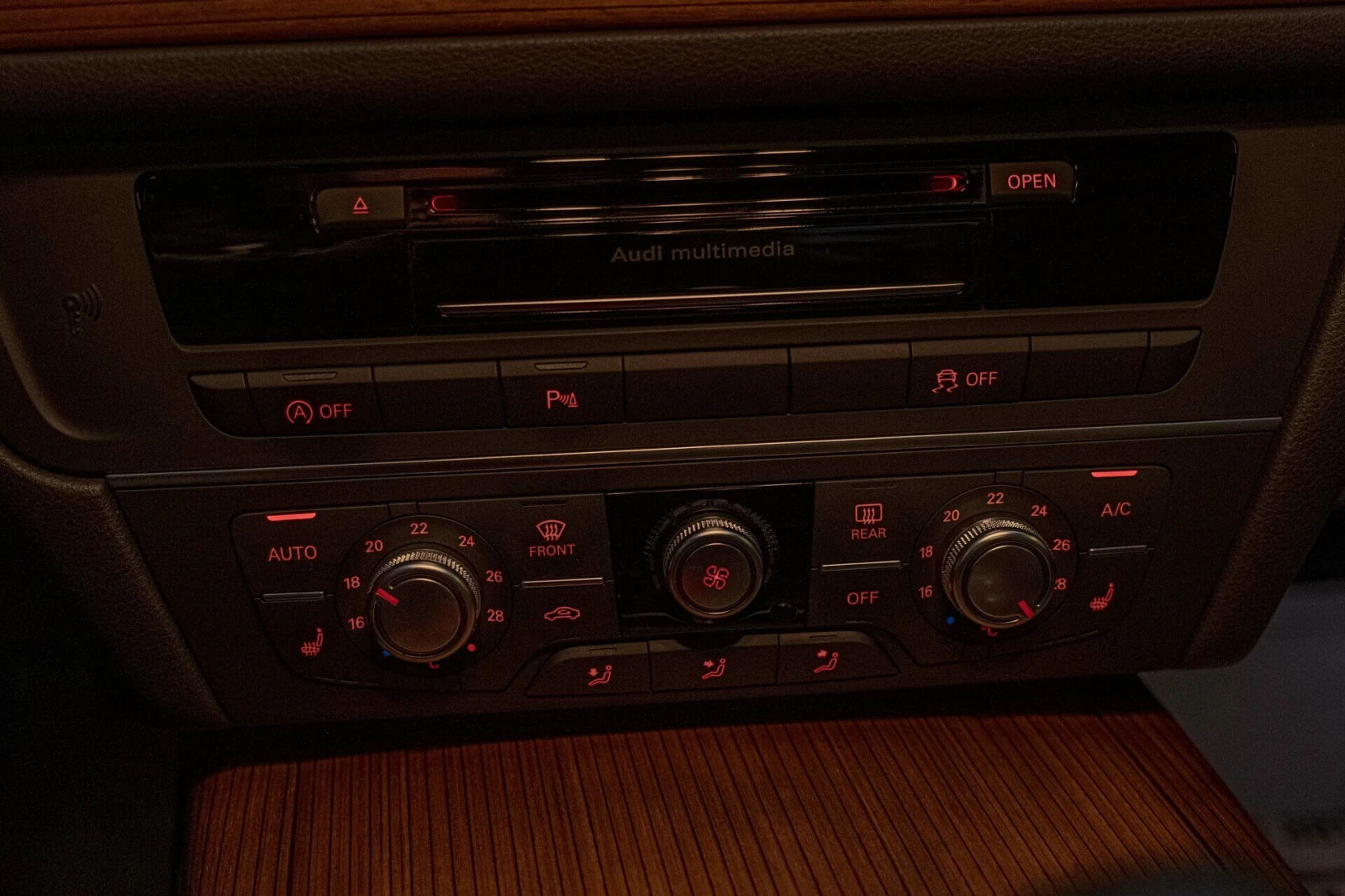 Audi A8 3.0TDI/Quattro//Drive Select/Pre Sense/BiXeno | Mobile.bg   9