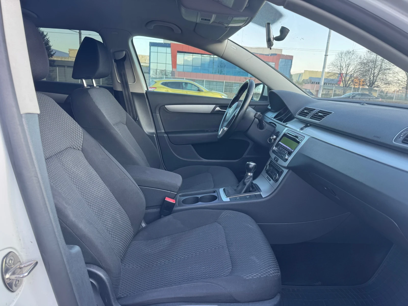 VW Passat 2.0TDI-140ps | Mobile.bg � ����������� 12