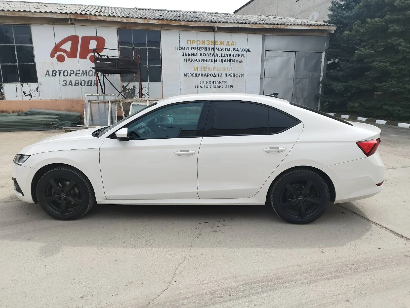 Skoda Octavia, снимка 5 - Автомобили и джипове - 54181724
