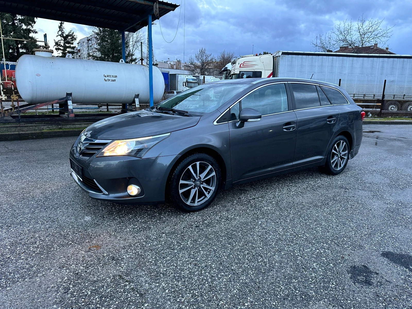 Toyota Avensis 2.2 | Mobile.bg � ����������� 2