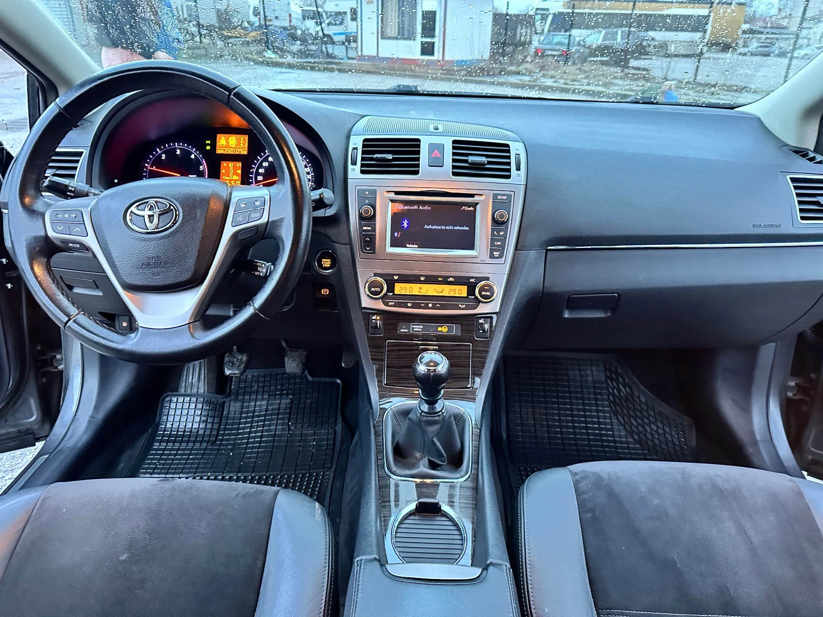 Toyota Avensis 2.2 | Mobile.bg � ����������� 15