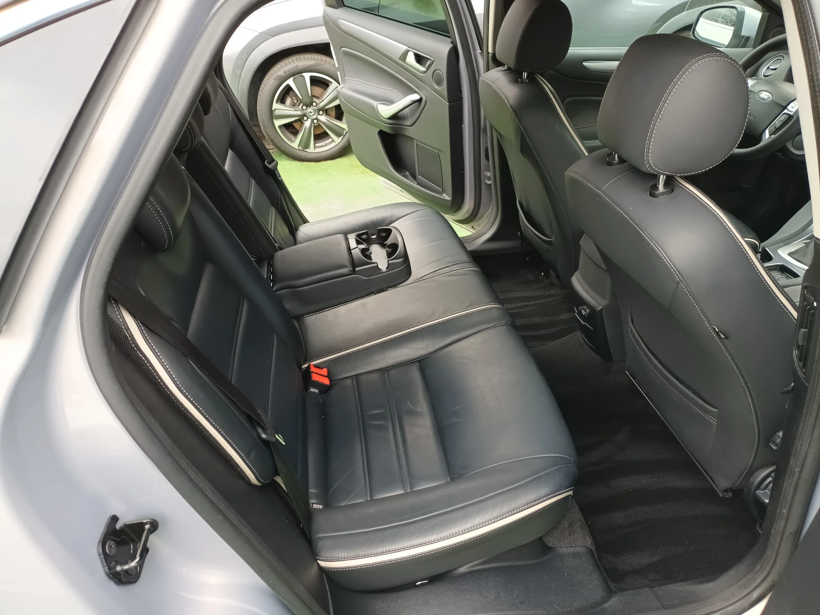 Ford Mondeo TITANIUM/АВТОМАТ/КОЖА, снимка 9 - Автомобили и джипове - 53911867