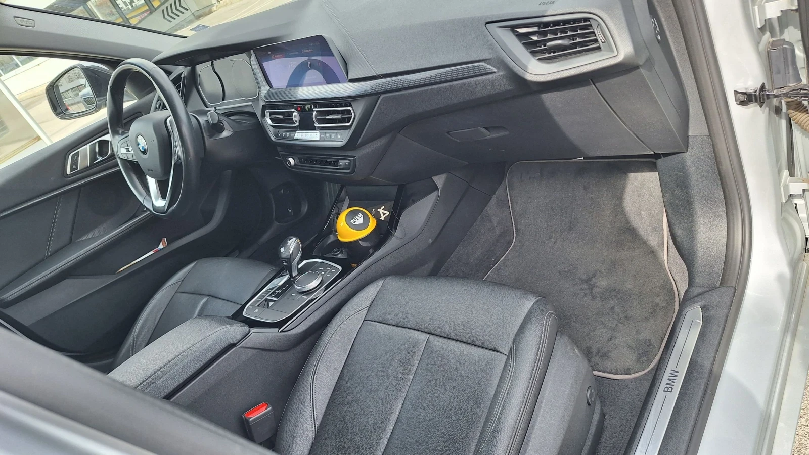 BMW 118 Keyless, Start/stop, снимка 16 - Автомобили и джипове - 53934201