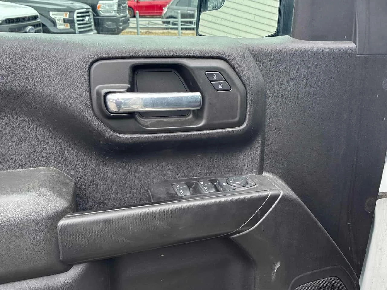 Chevrolet Silverado * Custom Trail Boss * CARFAX * ���� �� �� | Mobile.bg � ����������� 10