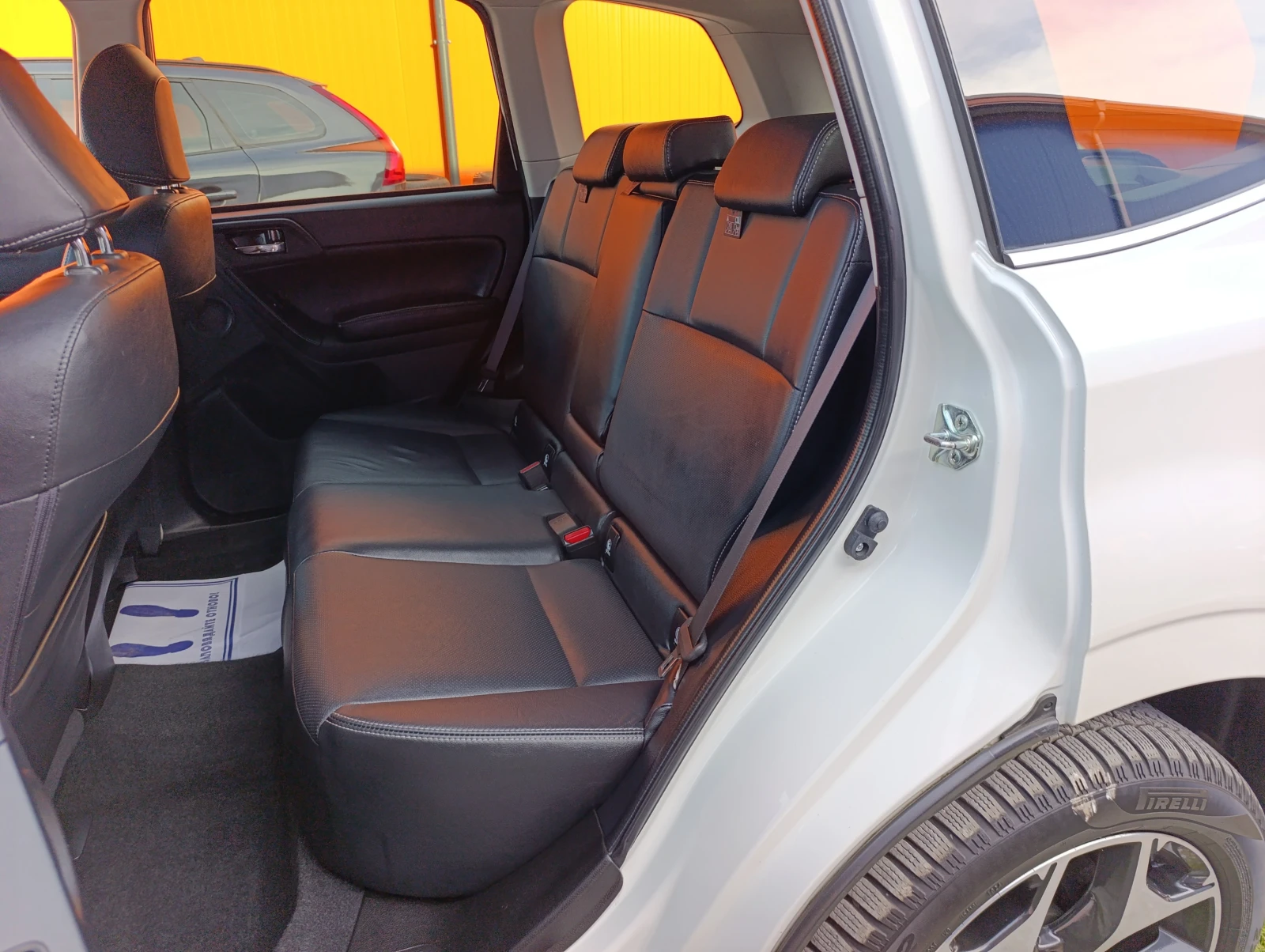 Subaru Forester 2.0 XT AWD, снимка 9 - Автомобили и джипове - 54246284