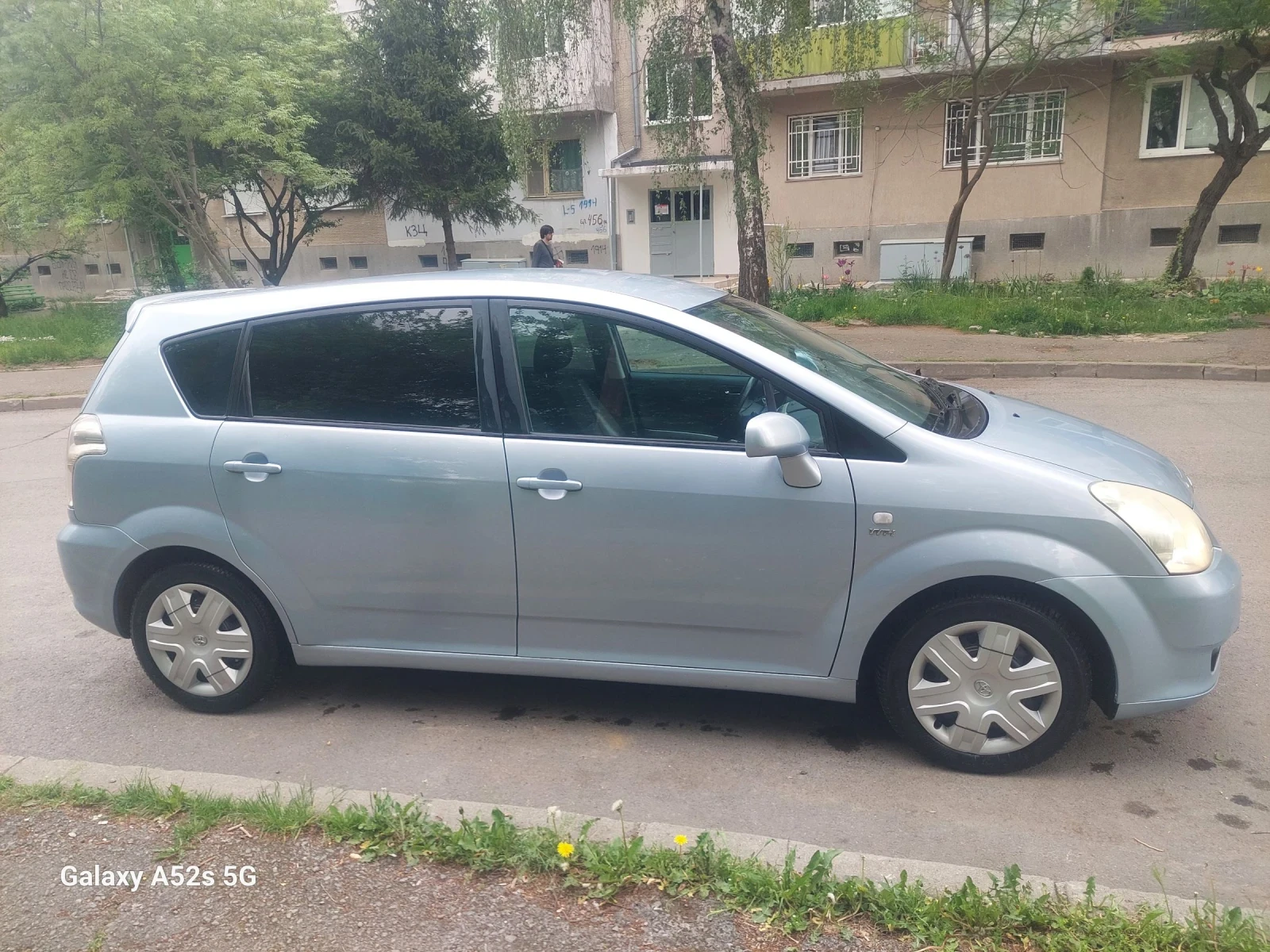 Toyota Corolla verso 1.8 VVTI 6+ 1, Газ.инж, снимка 4 - Автомобили и джипове - 54494540