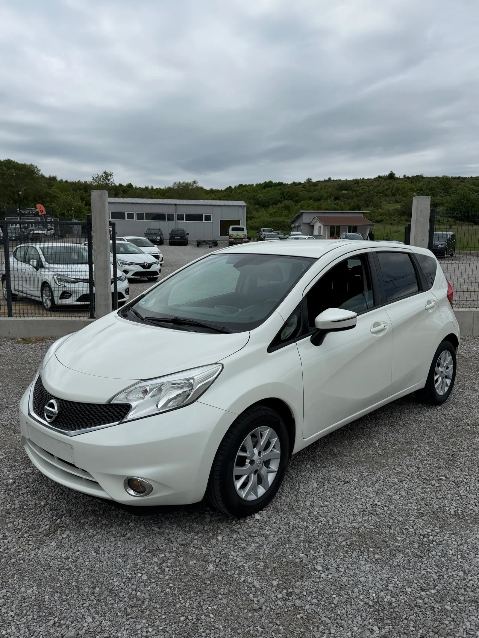Nissan Note 1.2i KEYLESS NAVI EURO 6 TUV COC, снимка 2 - Автомобили и джипове - 54542613