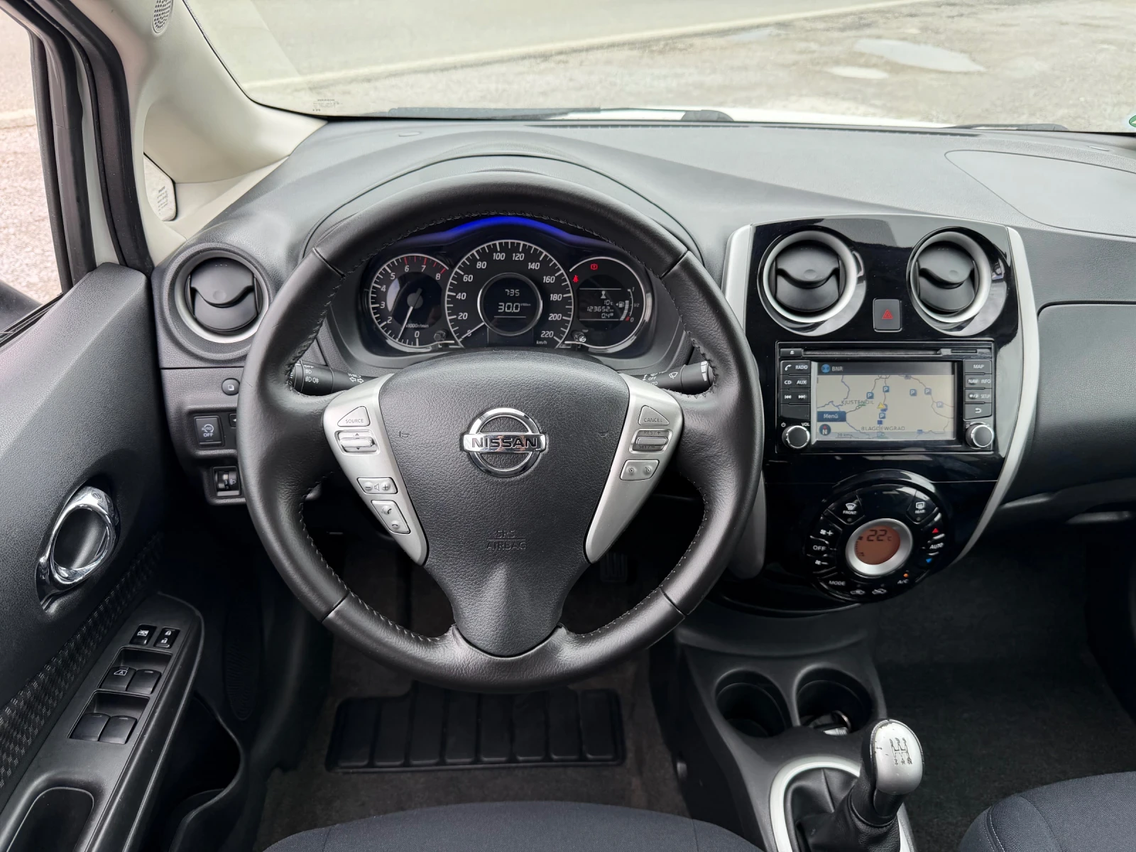 Nissan Note 1.2i KEYLESS NAVI EURO 6 TUV COC, снимка 12 - Автомобили и джипове - 54542613