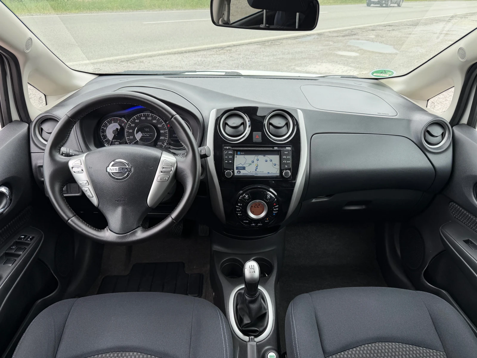 Nissan Note 1.2i KEYLESS NAVI EURO 6 TUV COC, снимка 11 - Автомобили и джипове - 54542613