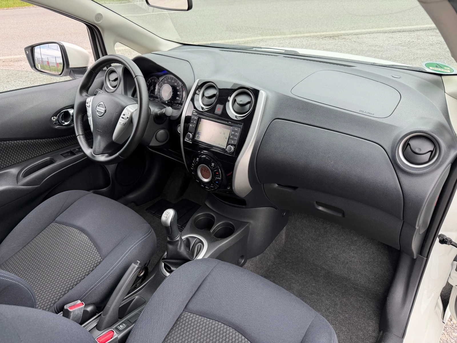 Nissan Note 1.2i KEYLESS NAVI EURO 6 TUV COC, снимка 15 - Автомобили и джипове - 54542613