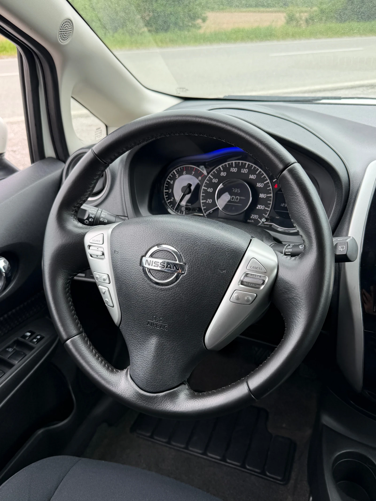 Nissan Note 1.2i KEYLESS NAVI EURO 6 TUV COC, снимка 13 - Автомобили и джипове - 54542613