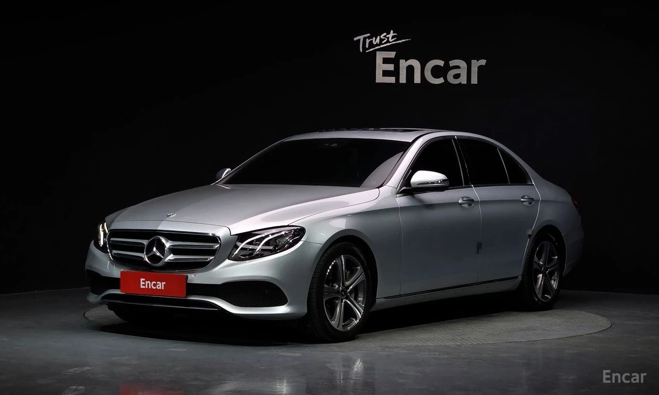 Mercedes-Benz E 300 Avantgarde* FACE* AMBIENT* ПОДГРЕВ* КАМЕРА* 