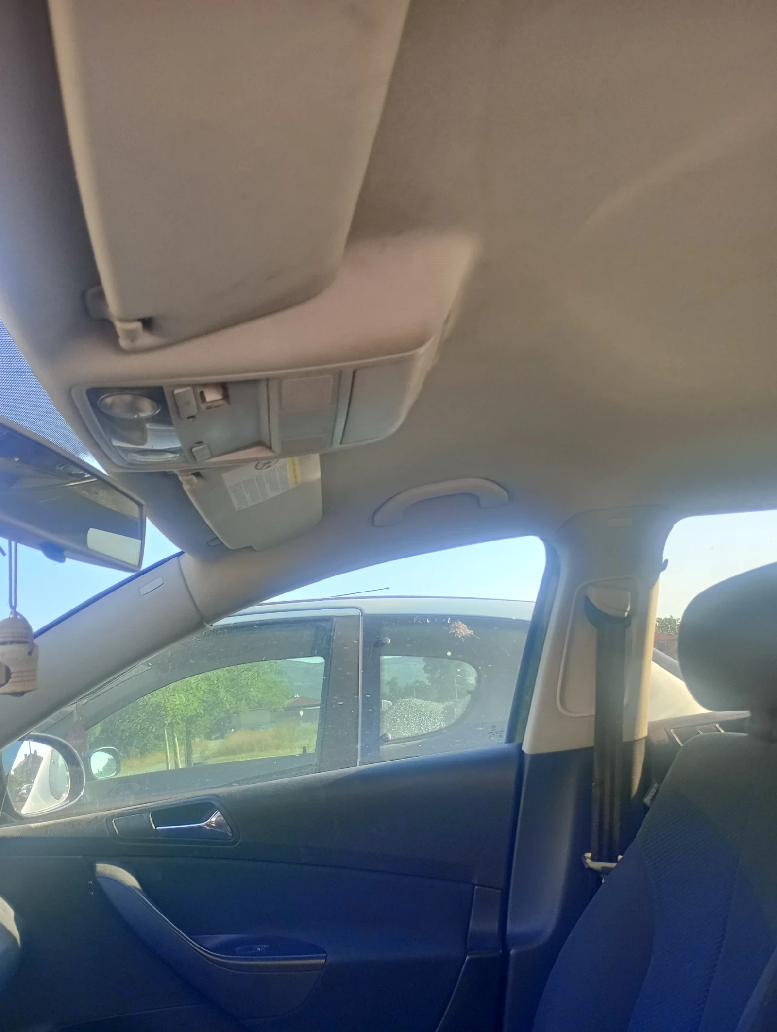VW Passat 2.0 tdi, снимка 9 - Автомобили и джипове - 54810131