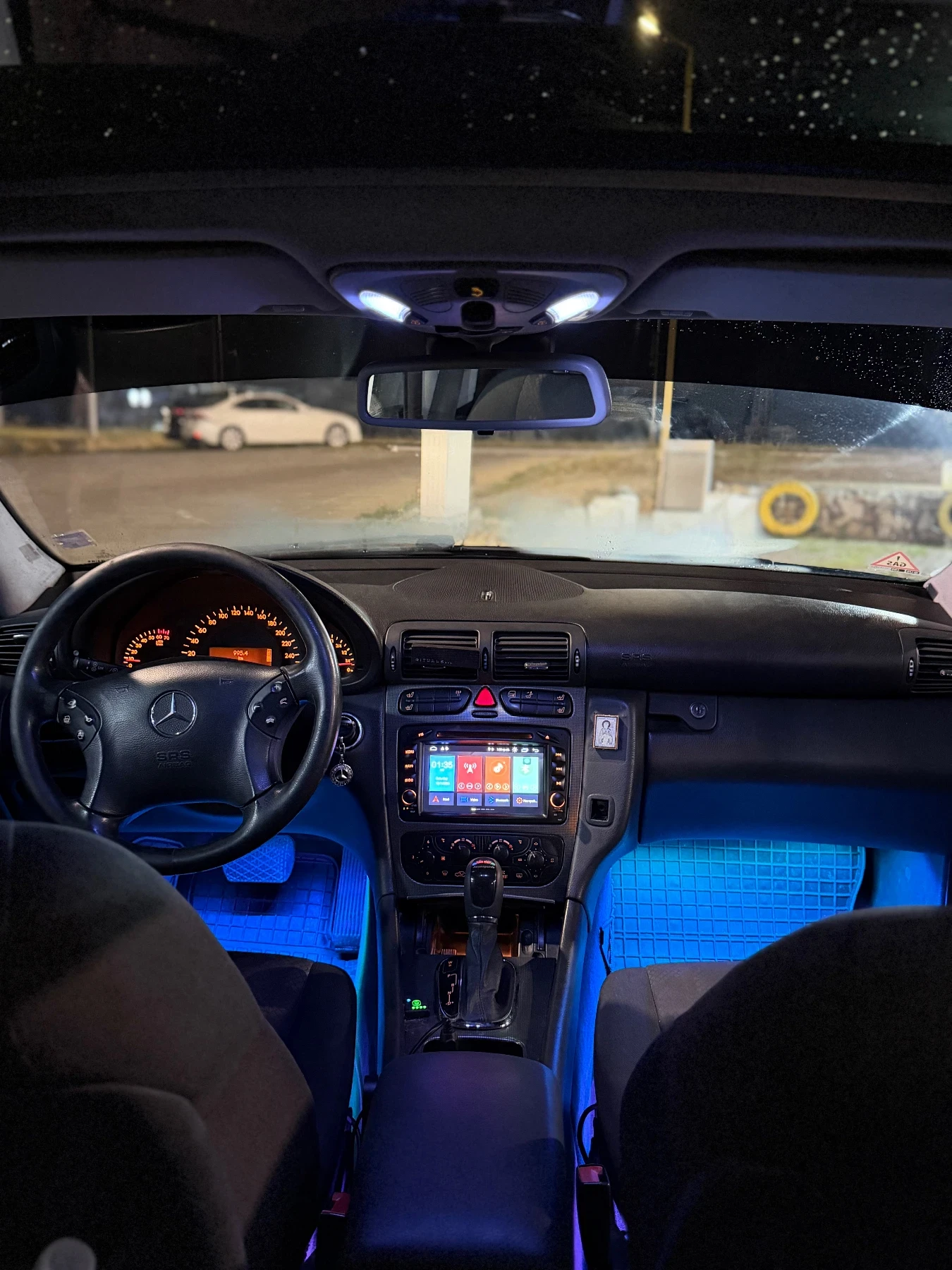 Mercedes-Benz C 320 | 3.2 V6 | 218 �.�. | ��������� | ��� | FULL ����� | Mobile.bg � ����������� 12