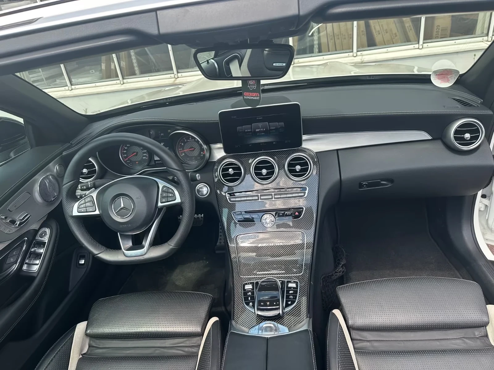 Mercedes-Benz C 63 AMG, снимка 5 - Автомобили и джипове - 55346452