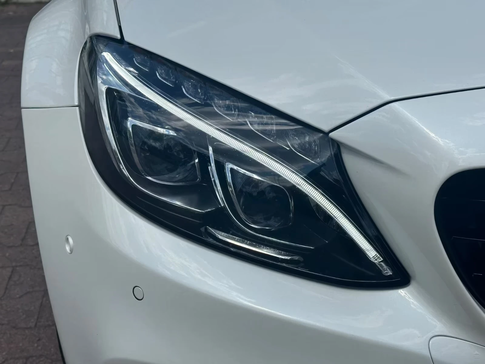 Mercedes-Benz C 63 AMG, снимка 3 - Автомобили и джипове - 55346452