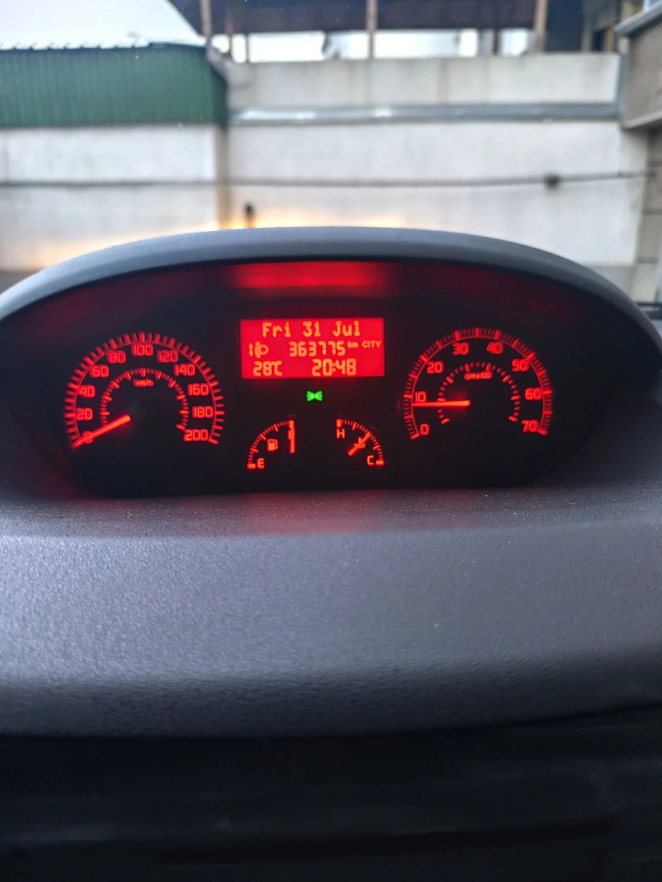 Fiat Idea 1.9 JTD, снимка 6 - Автомобили и джипове - 55616226
