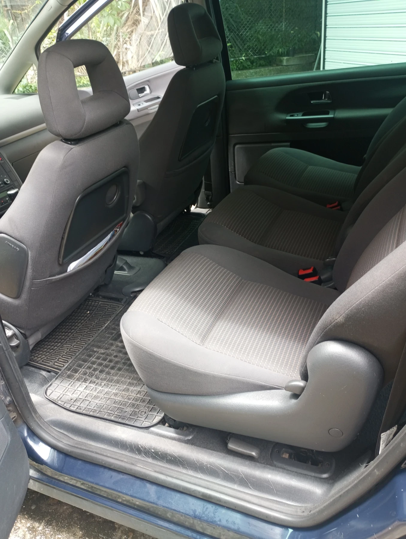 Seat Alhambra 1.9 tdi, снимка 9 - Автомобили и джипове - 55775206