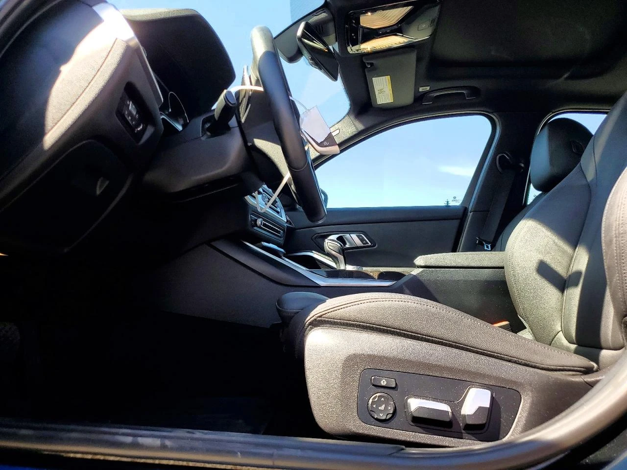 BMW 330 2.0l I, снимка 7 - Автомобили и джипове - 55982859