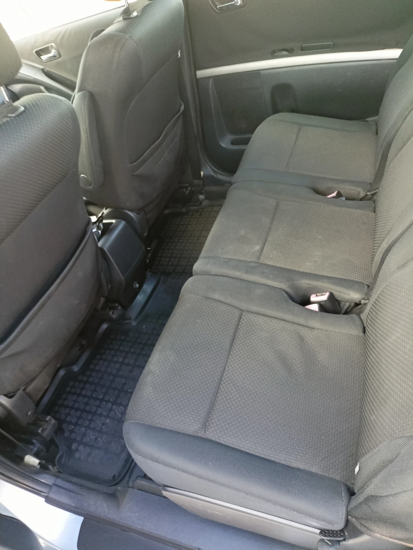 Toyota Corolla verso, снимка 4 - Автомобили и джипове - 56247113