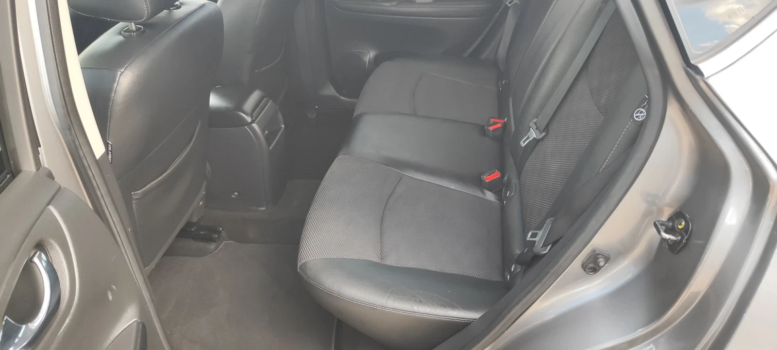Nissan Pulsar 1.5DIESEL, снимка 10 - Автомобили и джипове - 56336547