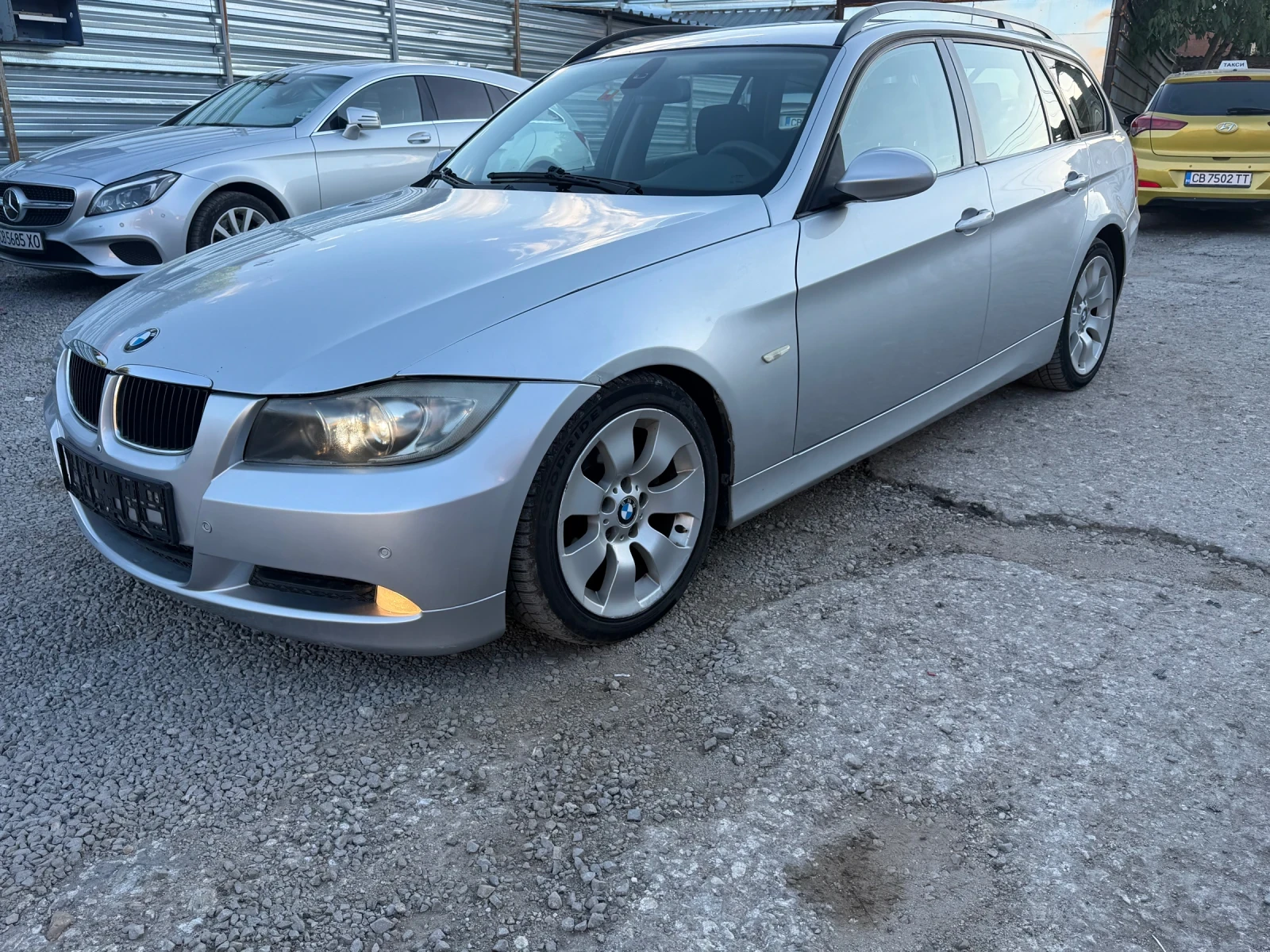 BMW 320, снимка 4 - Автомобили и джипове - 56352150