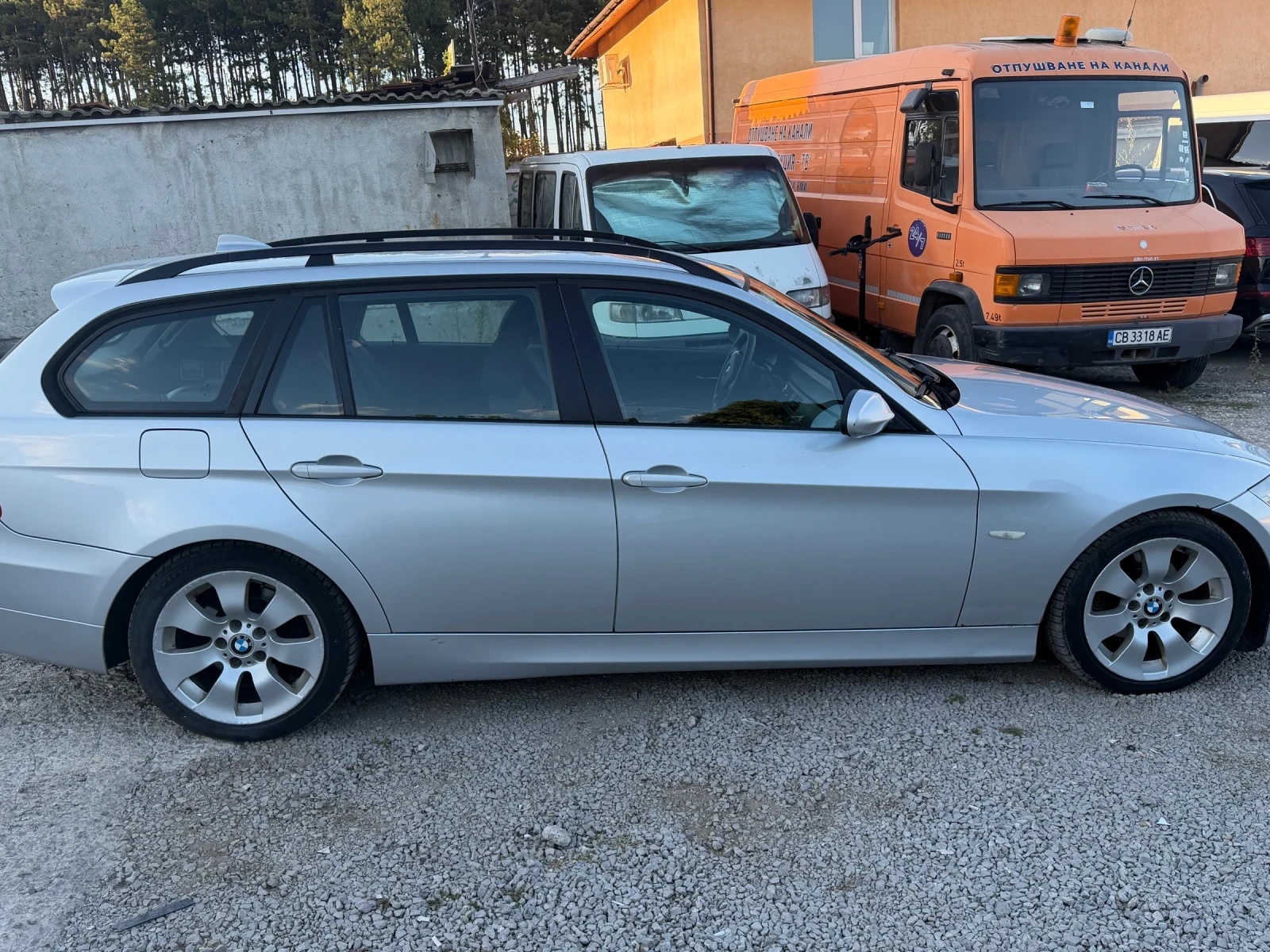 BMW 320, снимка 8 - Автомобили и джипове - 56352150