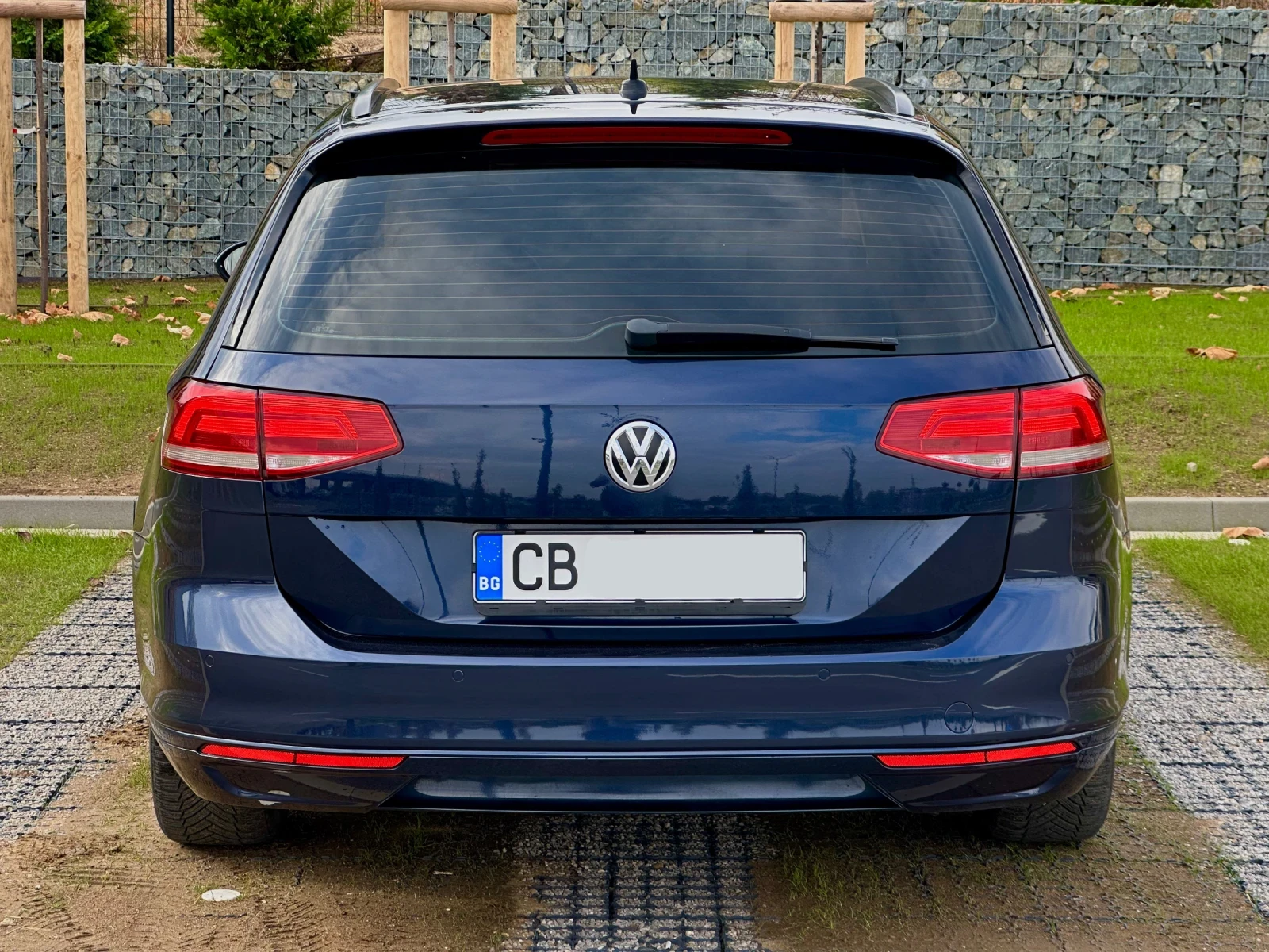 VW Passat Variant / (B8) / 2.0 TDI (150 Hp) / DSG, снимка 5 - Автомобили и джипове - 56531184