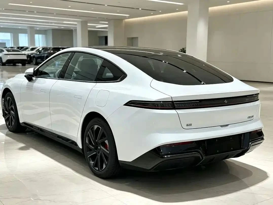 DONGFENG S7, снимка 2 - Автомобили и джипове - 56690066
