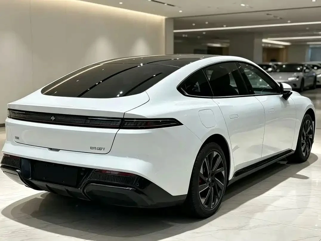DONGFENG S7, снимка 4 - Автомобили и джипове - 56690066