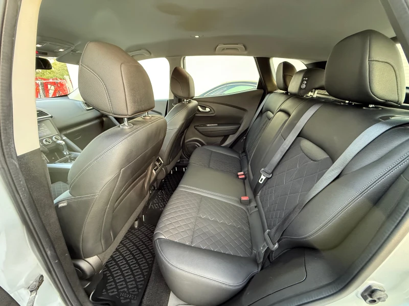 Renault Kadjar 1.3Tce 140к.с. AUTOMATIC FULL, снимка 9 - Автомобили и джипове - 51584294