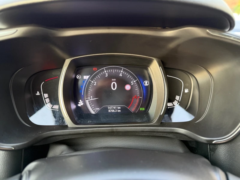 Renault Kadjar 1.3Tce 140к.с. AUTOMATIC FULL, снимка 11 - Автомобили и джипове - 51584294