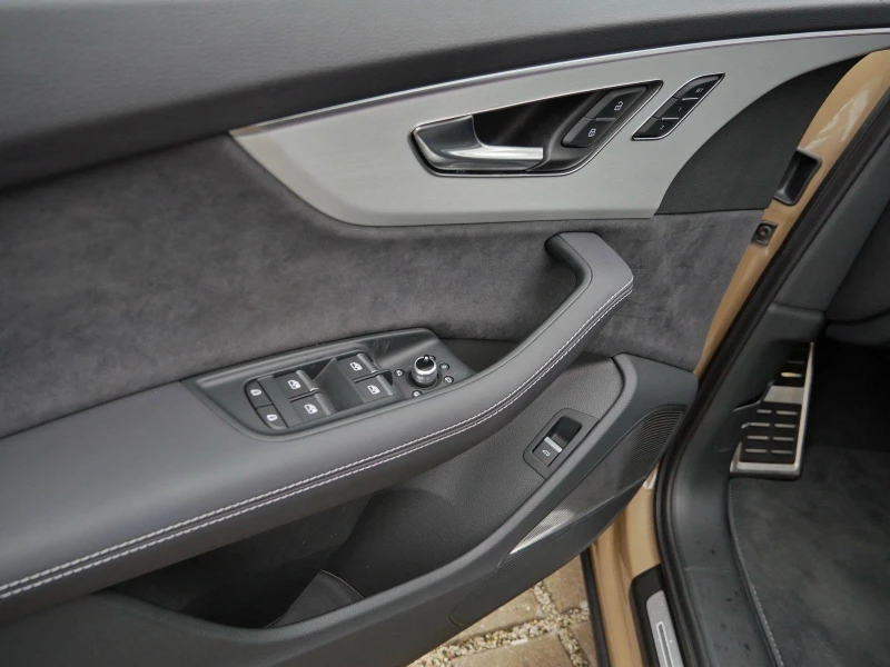 Audi SQ7 TFSI/FACELIFT/S-SEATS/B&O/PANO/HEAD UP/360/7МЕСТЕН, снимка 6 - Автомобили и джипове - 52304031