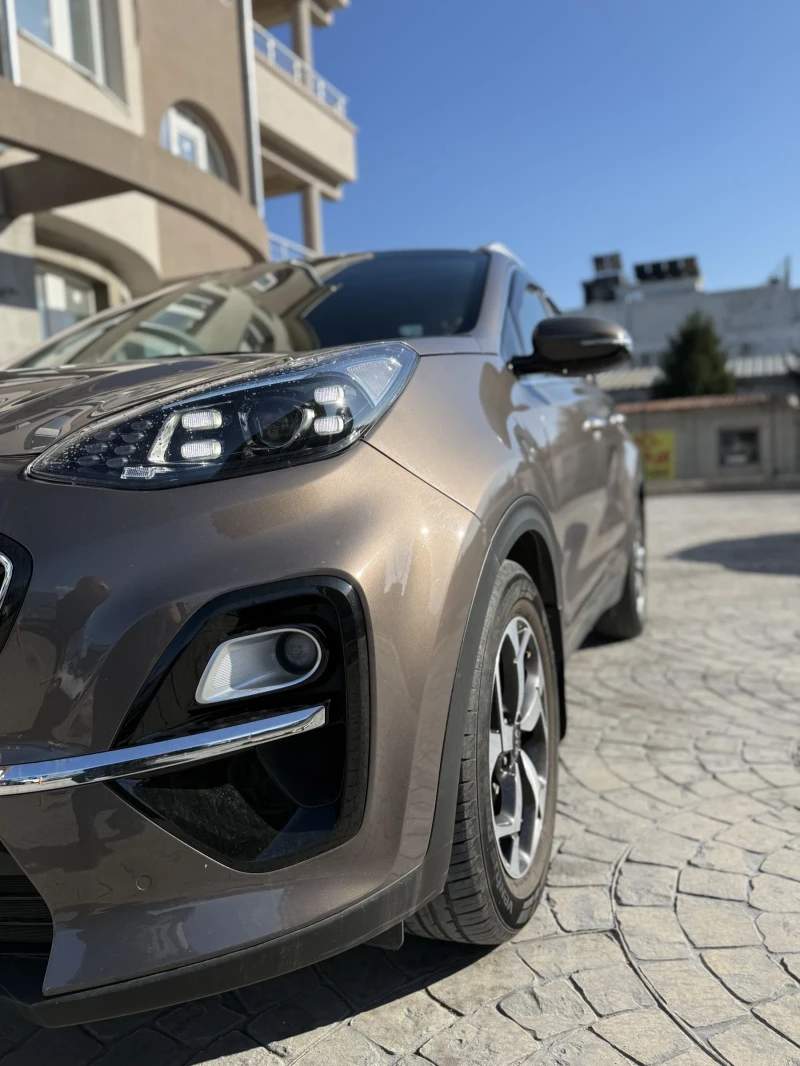 Kia Sportage, снимка 7 - Автомобили и джипове - 53299312