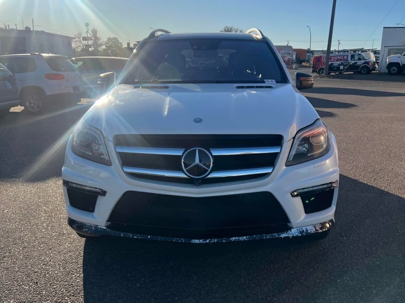 Mercedes-Benz GL 63 AMG * Pano * 360 * ОБДУХВАНЕ * ПОДГРЕВИ* Navi, снимка 2 - Автомобили и джипове - 53329751