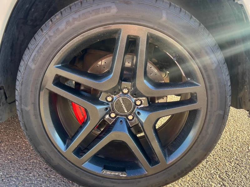 Mercedes-Benz GL 63 AMG * Pano * 360 * ОБДУХВАНЕ * ПОДГРЕВИ* Navi, снимка 9 - Автомобили и джипове - 53329751