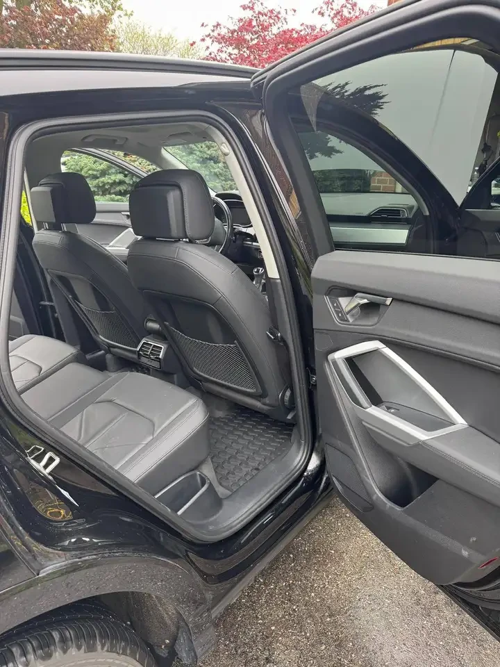 Audi Q3, снимка 11 - Автомобили и джипове - 56226939