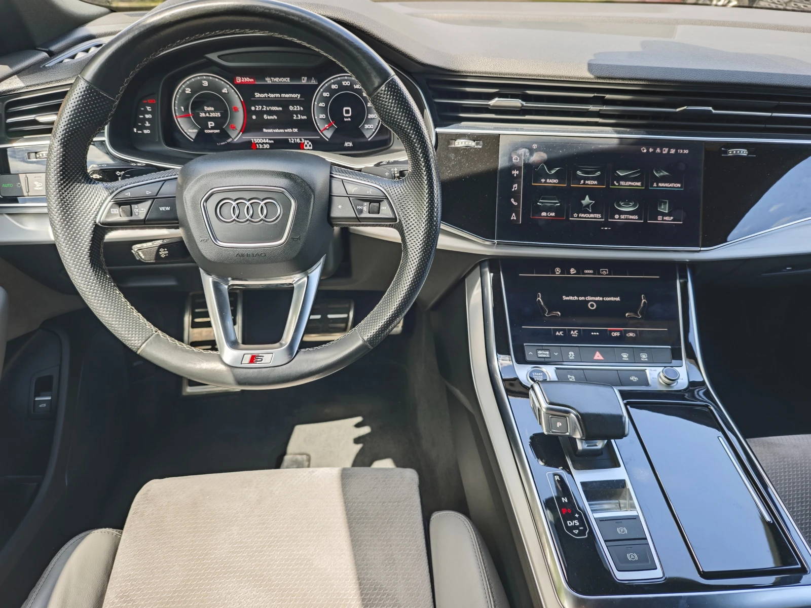Audi Q8 S Line 50 TDI - изображение 7