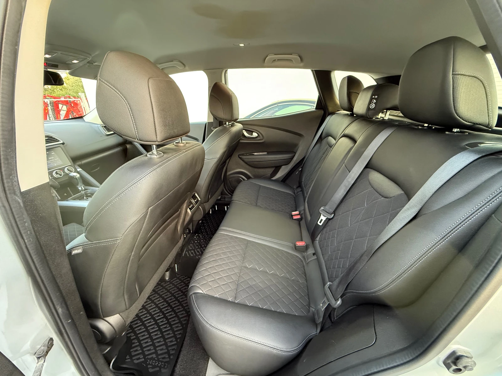 Renault Kadjar 1.3Tce 140к.с. AUTOMATIC FULL - изображение 9