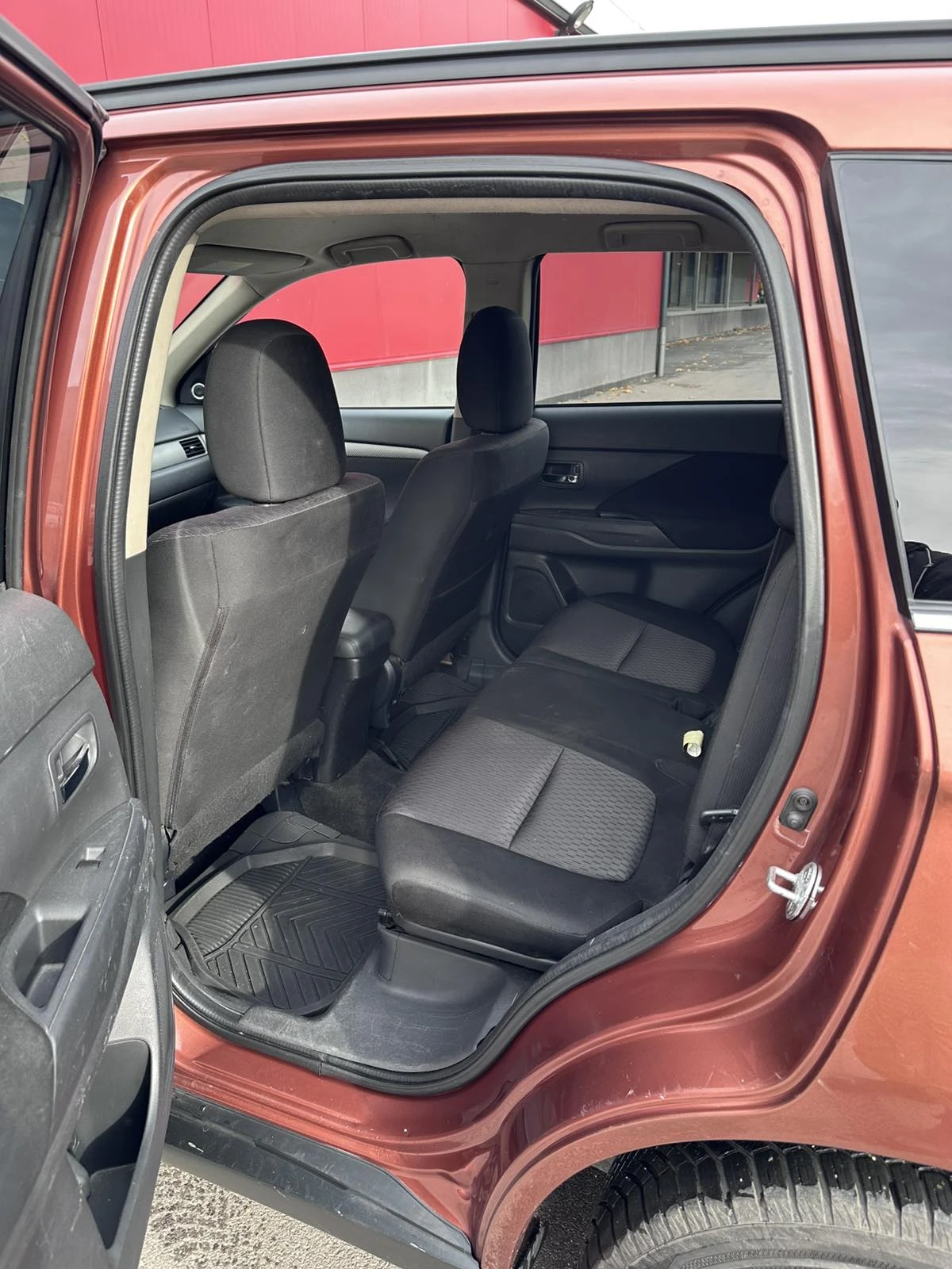 Mitsubishi Outlander  - изображение 3