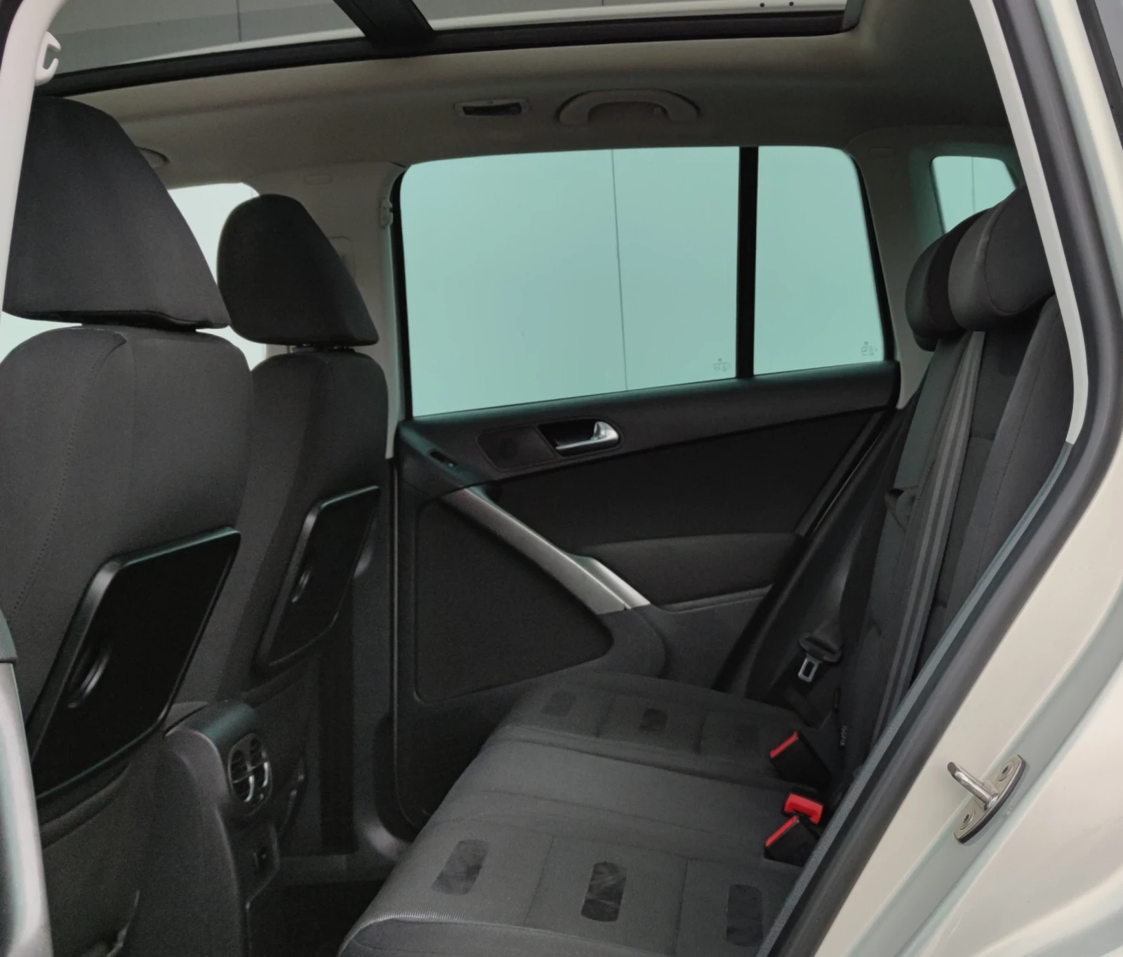 VW Tiguan 2.0TDI* 170� �* 4-MOTION*  | Mobile.bg � ����������� 15