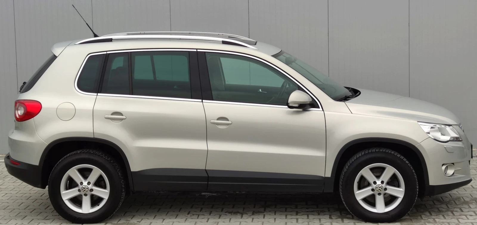 VW Tiguan 2.0TDI* 170к с* 4-MOTION*  - изображение 2